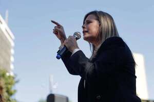 Kattya dispara contra Efraín y Cubas: “Liderazgos mesiánicos” no construyen - Política - ABC Color