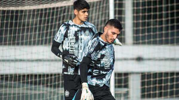 Olveira regresa al arco decano