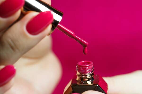 Paraguay también prohíbe sustancias utilizadas en esmaltes para uñas - Nacionales - ABC Color