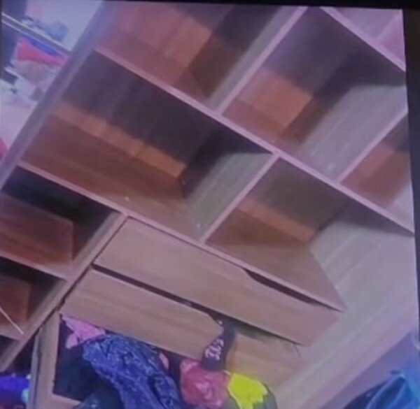 Popular / "Desvalijan" vivienda okaru aja su propietario