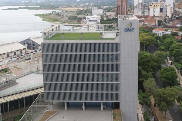DNIT recauda ₲ 3,04 billones en agosto con un crecimiento del 12,9% interanual