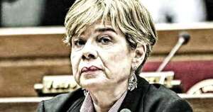 Diario HOY | Escrachan a Desirée y Telefuturo por desmeritar el rally: “Politiquilla jubilada, vieja aguafiestas”