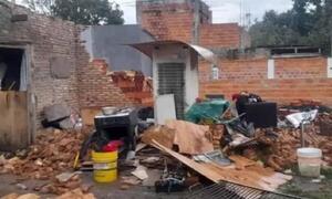 Temporal desata terror en Areguá, afecta a unas 50 casas y vecinos piden ayuda – Prensa 5