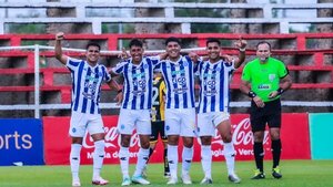 12 de Octubre de Itauguá elimina a Guaraní de Fram y accede a octavos