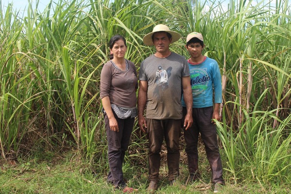 La cooperativa que fomenta la agricultura familiar