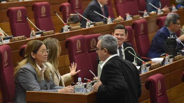 "A veces pisamos el palito", dice Yamil sobre pelea con Raúl Benítez