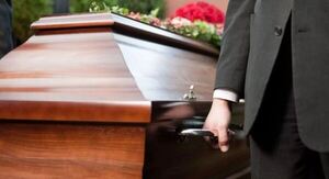 Funeraria incumplió servicio con asegurado que pagó durante 36 años, denuncian familiares