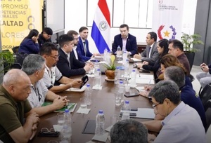 Choferes levantan huelga y seguirá diálogo sobre reforma del transporte público