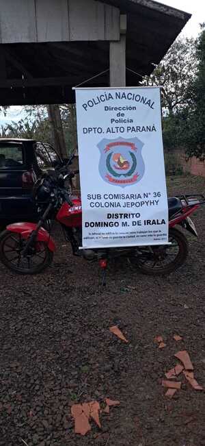 Incautan motocicleta por exposición al peligro en el tránsito en Domingo Martínez de Irala - Info Alto Parana
