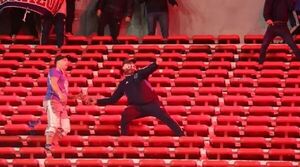 Popular / ¡Duro castigo! Prohiben ingreso la cancha de hinchas de la U de Chile