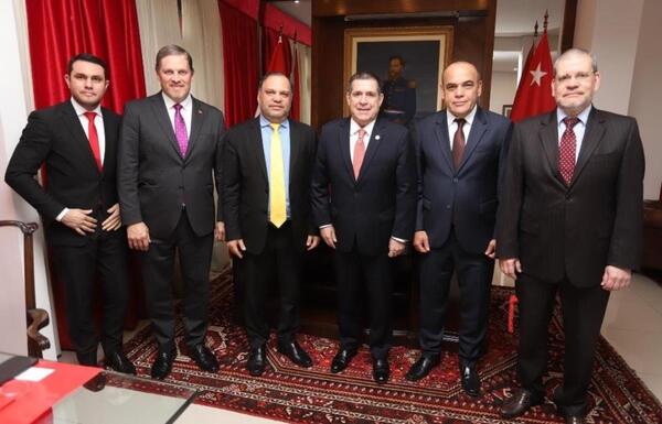 Cartismo busca asegurar control del Senado hasta el 2028