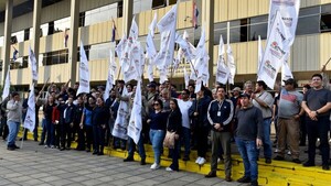 Posponen fusión de Minas y Energía por presión sindical