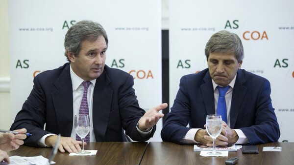 Gobierno argentino interviene para frenar suba del dólar
