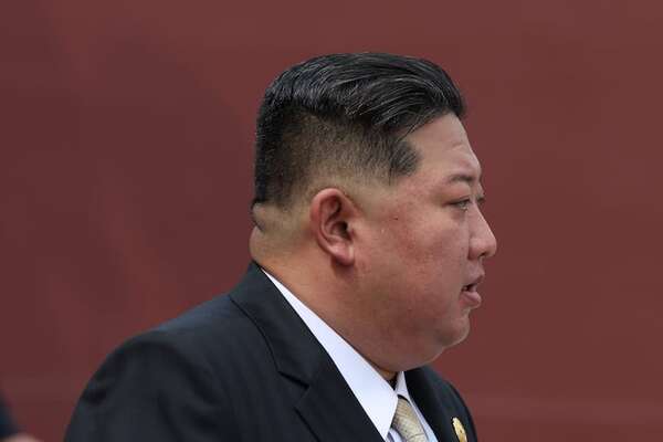 Kim y representante de Corea del Sur se saludaron en Pekín pese a tensiones - Mundo - ABC Color