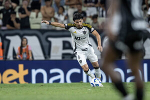 Versus / Un técnico mundialista llega al Atlético Mineiro de Junior Alonso
