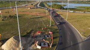 Soterramiento de líneas de alta tensión avanza en la Costanera de Asunción