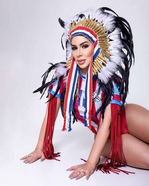 Popular / Esposa de ex albirrojo registró el nombre de "India Guaraní"