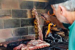 Albirroja: la “vaquita” juega “de titular” ante la suba del precio de la carne - Economía - ABC Color