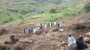 Deslizamiento de tierra en Sudán deja al menos 300 muertos