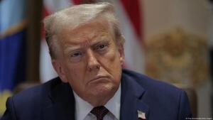 Corte impide a Trump uso de ley 1798 para deportar migrantes
