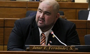 Diputado Jatar Fernández rechaza feriado por clasificación al Mundial: “No podemos perder la seriedad” - OviedoPress