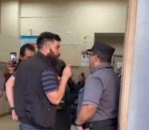 Desvinculan a funcionario municipal de CDE que amenazó a guardia de seguridad | Unicanal
