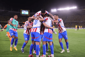 Peña promulgaría ley para decretar feriado si Paraguay clasifica al Mundial - Noticiero Paraguay