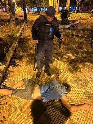 Popular / Ho’a con pistola de gua’u