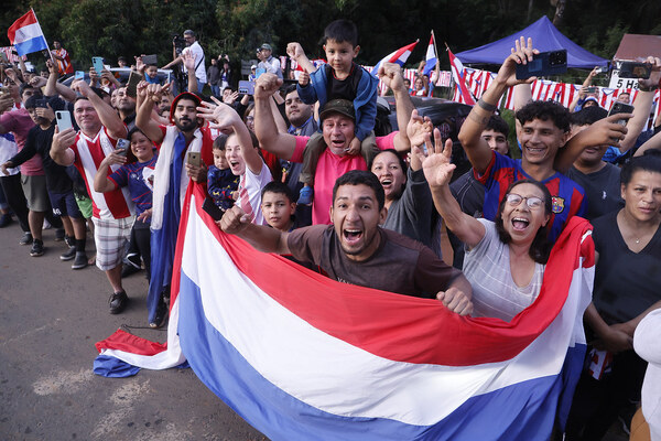 Oficial: feriado nacional el viernes si Paraguay clasifica al Mundial - trece