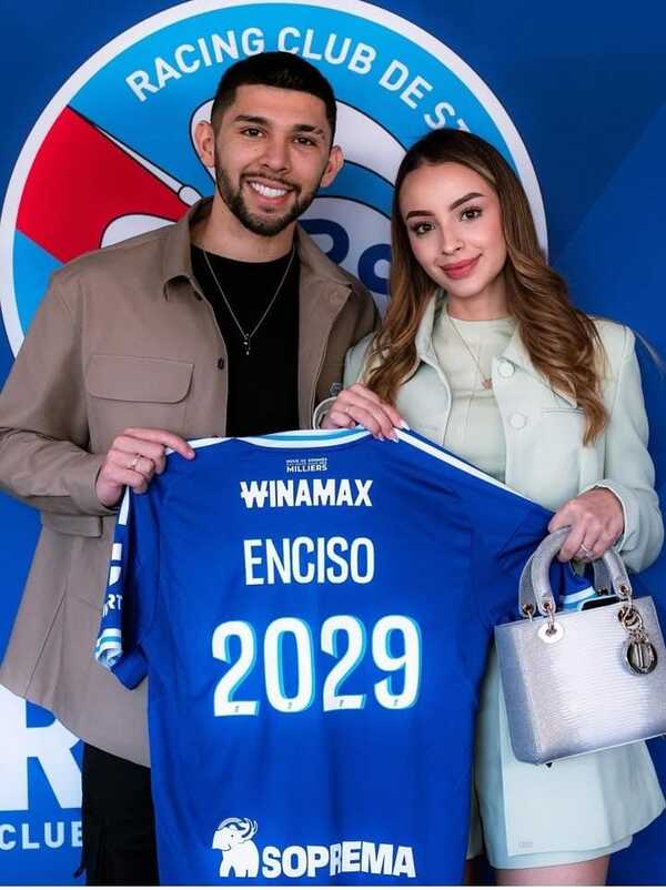Popular / (VIDEO)¿Julio Enciso y su doña se lanzarán como cantantes de la Albirroja?