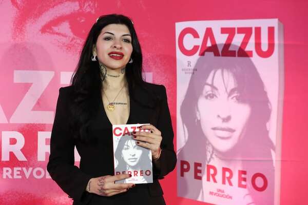 Cazzu contó que Nodal no le permite viajar con su hija Inti - Gente - ABC Color