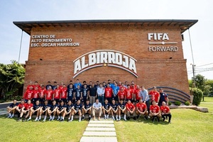 Confirman que viernes será feriado si gana la Albirroja