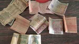 ¿Qué se puede hacer cuando te encajan billetes vaikue?