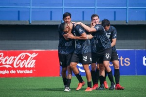 Tacuary avanza a los octavos de final