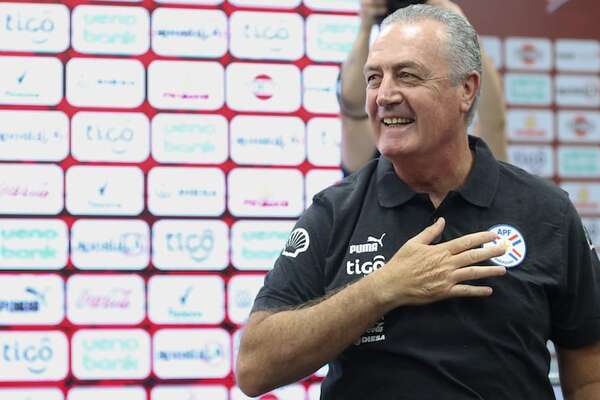 Gustavo Alfaro: “Si hay un pueblo que merece una alegría, es Paraguay” - Selección Paraguaya - ABC Color