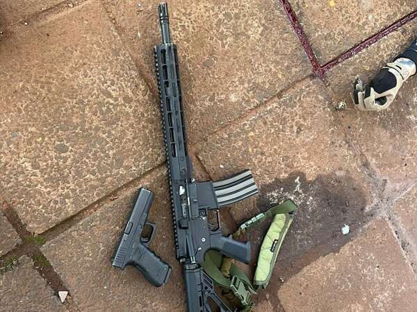 Liberan al policía que abatió a un delincuente en Ciudad del Este - Policiales - ABC Color