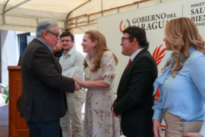 Salud Pública entrega equipos de rayos X móviles a hospitales estratégicos