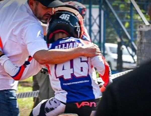 Popular / Susto karape en el motocross: hijo de Alliana fracturado