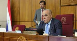 La Nación / Bachi Núñez, reelecto como titular del Senado hasta 2028