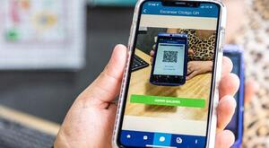 Uso del dinero digital se dispara en Paraguay: 64% de los pagos son con QR, incluso en la calle