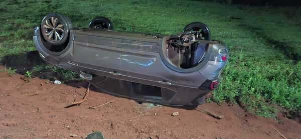 Bioquímica ebria provocó accidente en zona al Hospital General de Itapúa