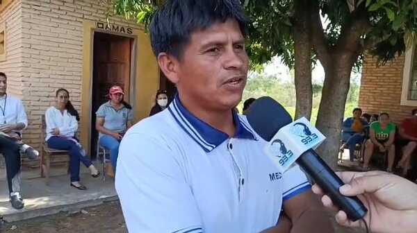 Popular / Mbo'ehára les hizo trotar a alumnos irresponsables y túas ipochy
