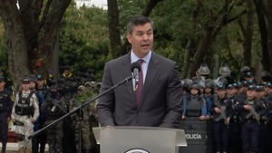 Peña pide a Policía Nacional «servir con ética, profesionalismo y disciplina»