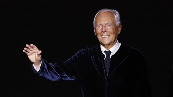 El diseñador Giorgio Armani, el "rey" de la moda italiana, murió a los 91 años