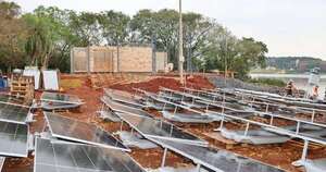 La Nación / Verifican obras de la futura Planta Solar Flotante de Itaipú