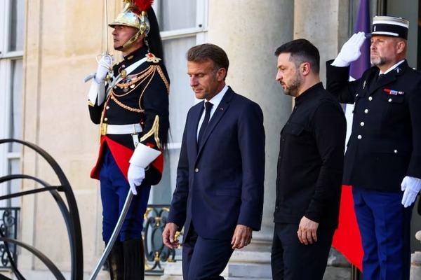 Emmanuel Macron dijo que 26 países se comprometieron a desplegar tropas o estar presentes para defender a Ucrania de Putin - ADN Digital