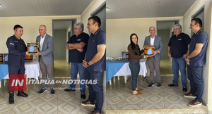 MUNICIPALIDAD DE SAN JUAN DEL PNÁ. RINDIÓ HOMENAJE A LOS POLICÍAS POR SU DÍA