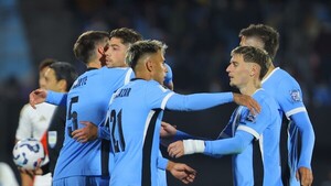 Uruguay sella su boleto al Mundial y Perú se queda afuera