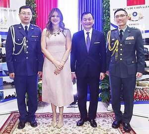 Taiwán celebró el LXXX aniversario de sus Fuerzas Armadas en Asunción - Sociales - ABC Color