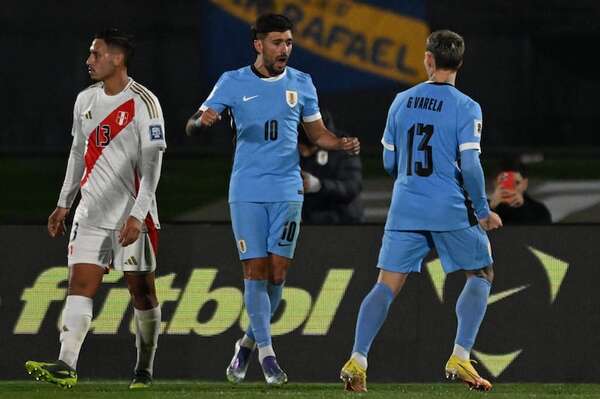 Uruguay saca el boleto mundialista - Eliminatorias - ABC Color